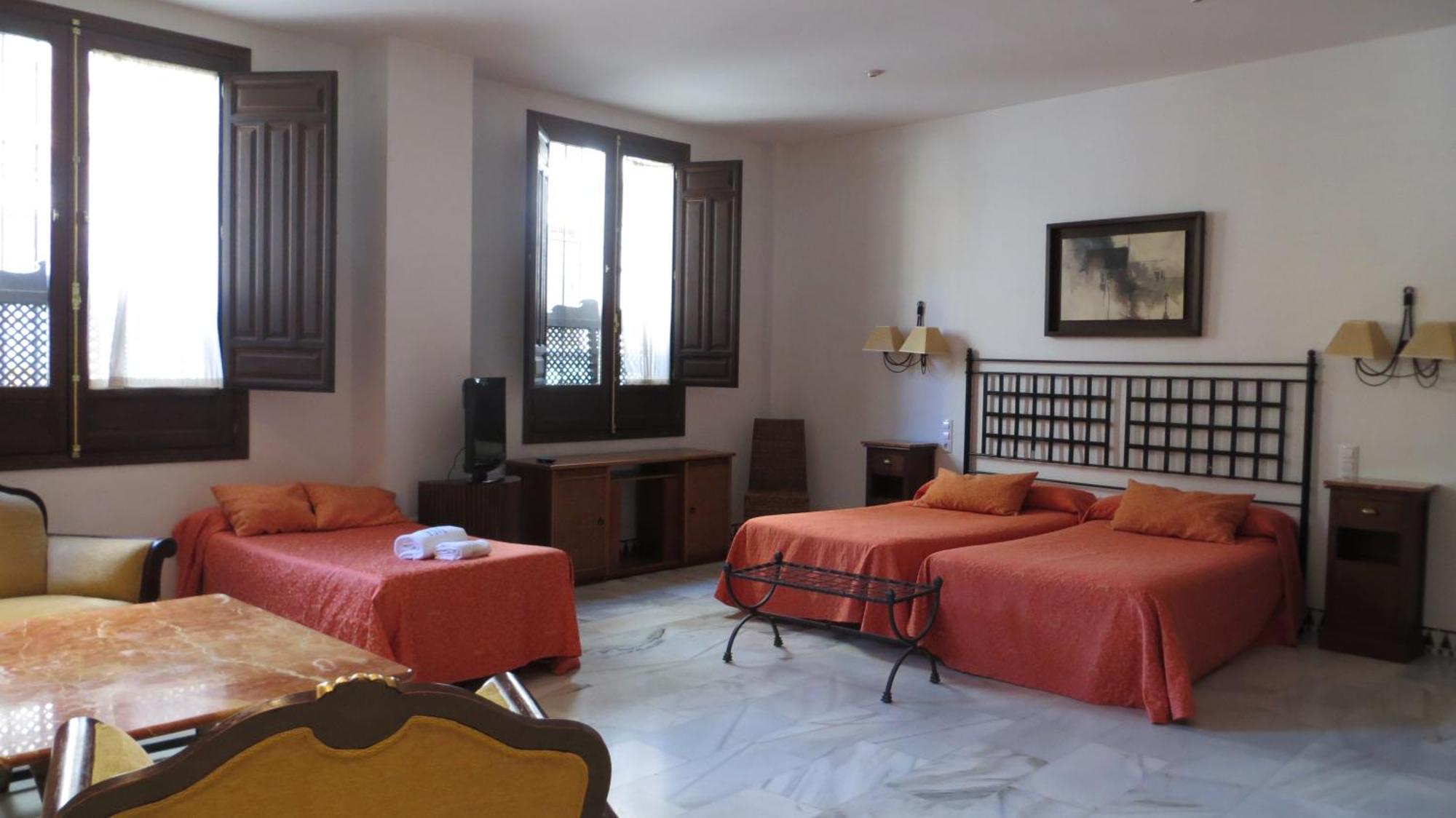 Apartamentos Plaza Cordoba Phòng bức ảnh