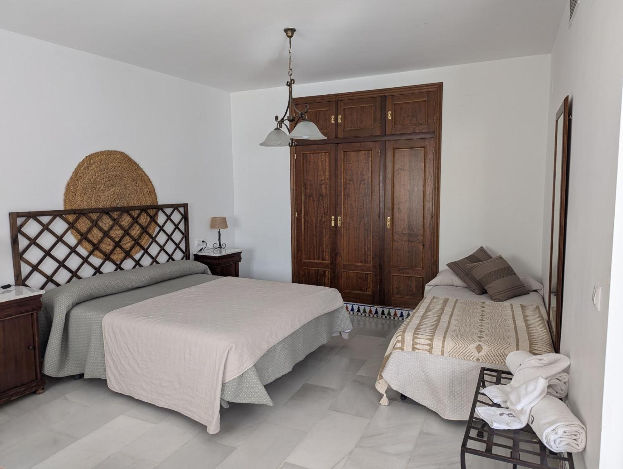 Apartamentos Plaza Cordoba Ngoại thất bức ảnh