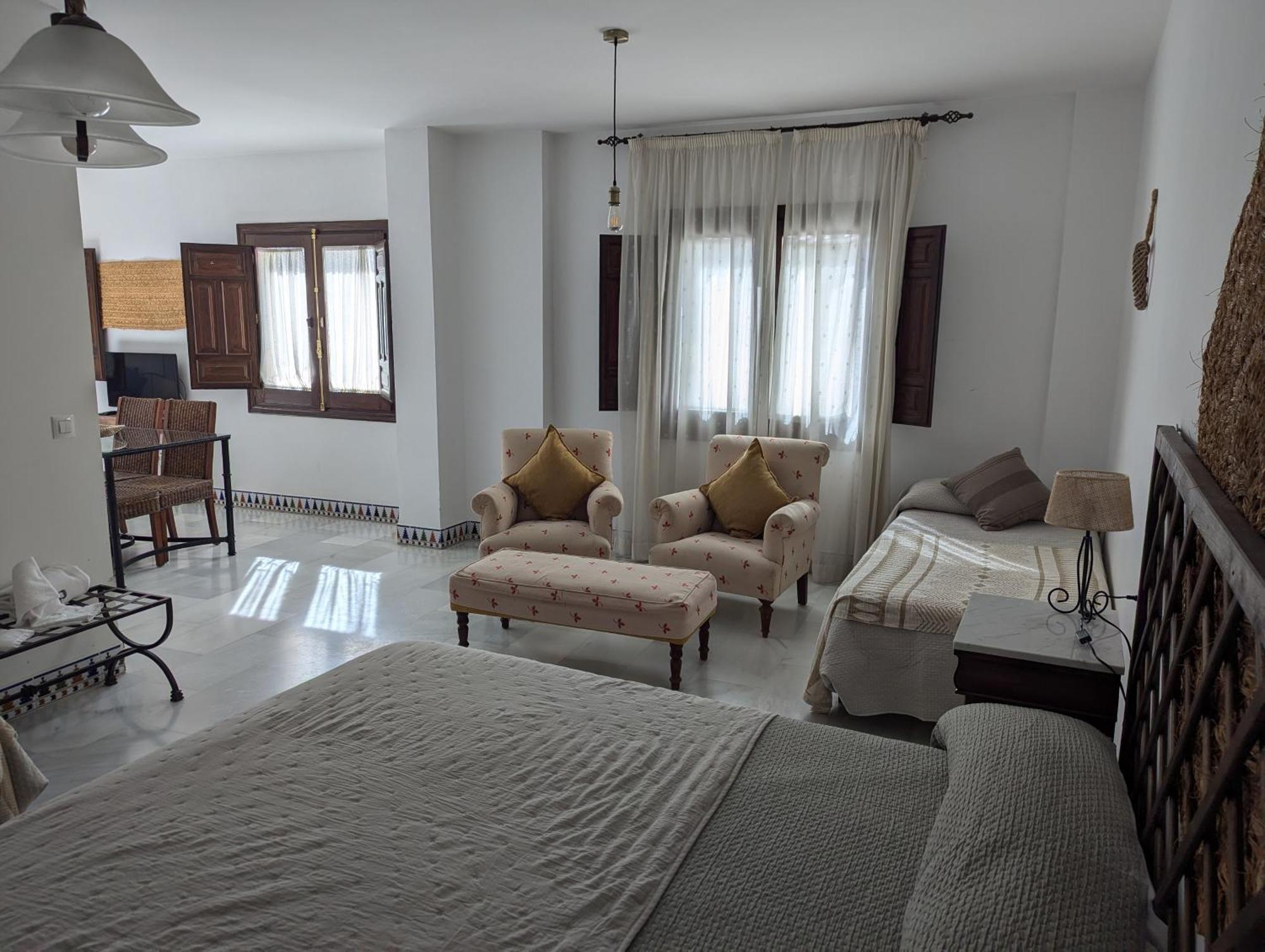 Apartamentos Plaza Cordoba Ngoại thất bức ảnh