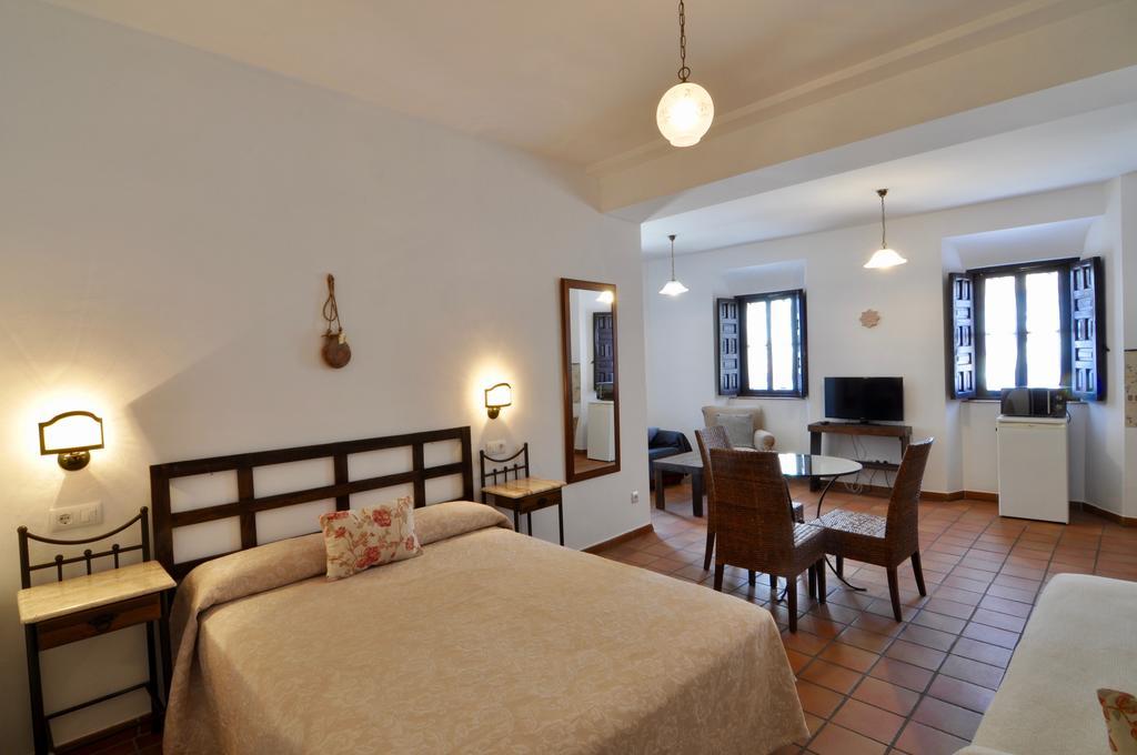 Apartamentos Plaza Cordoba Ngoại thất bức ảnh