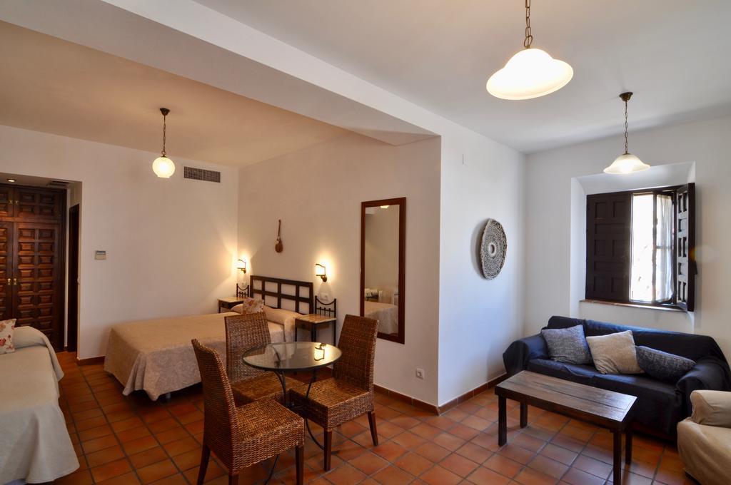 Apartamentos Plaza Cordoba Ngoại thất bức ảnh